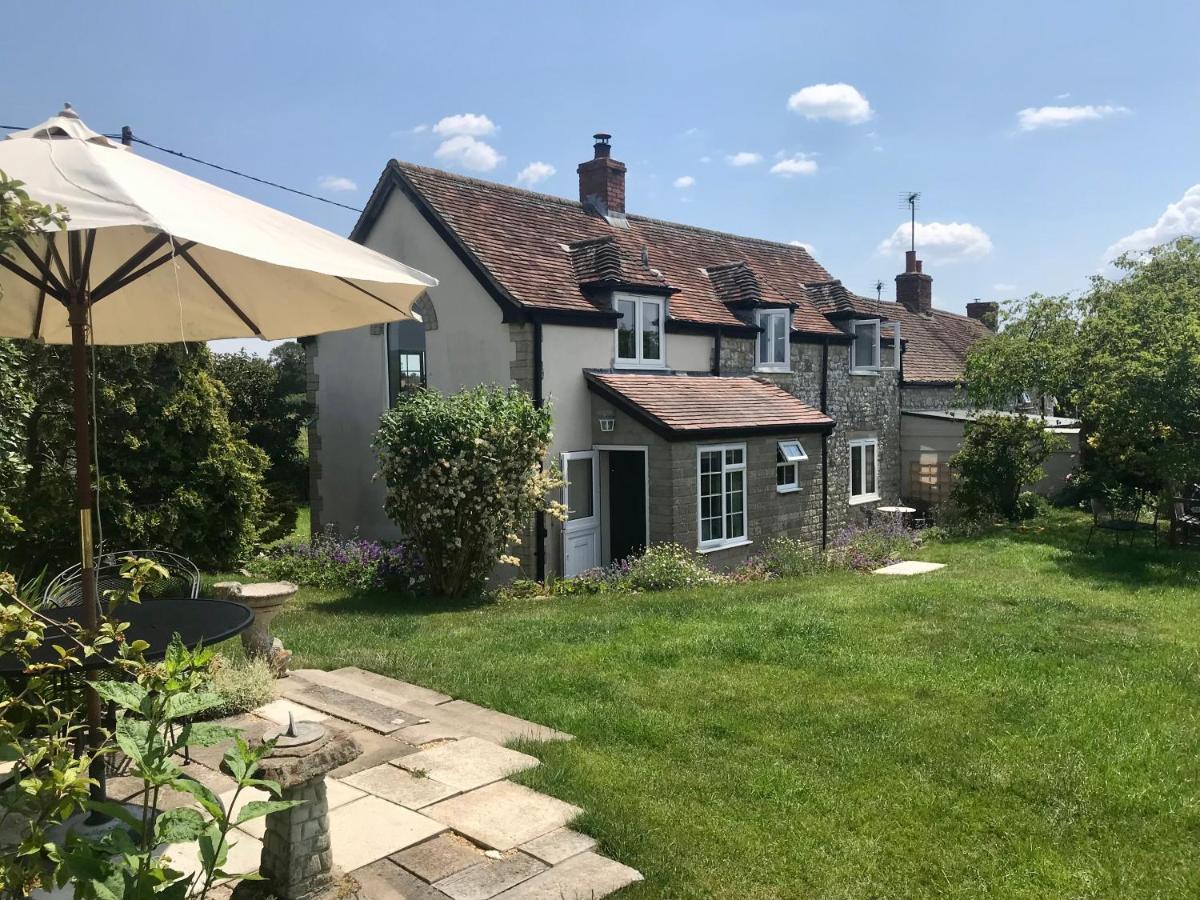 Charming Modernized Country Cottage Near Mere, Wiltshire Mere  Ngoại thất bức ảnh