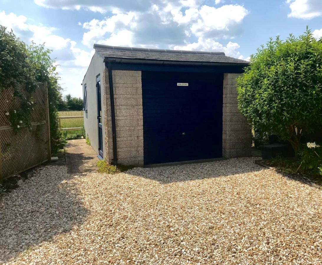 Charming Modernized Country Cottage Near Mere, Wiltshire Mere  Ngoại thất bức ảnh